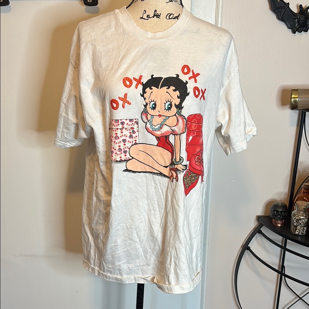 RARE 90’s Vintage Betty Boop T-Shirt Classic romantic iconic Betty